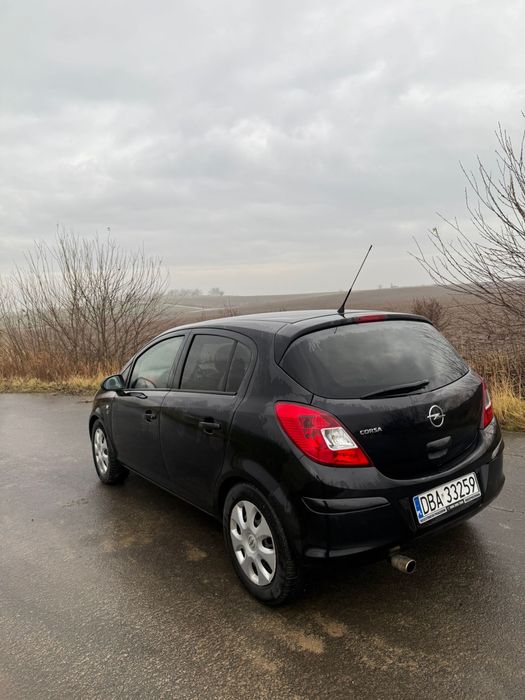 Opel Corsa D 1.4 fajna wersja - bagażnik rowerowy