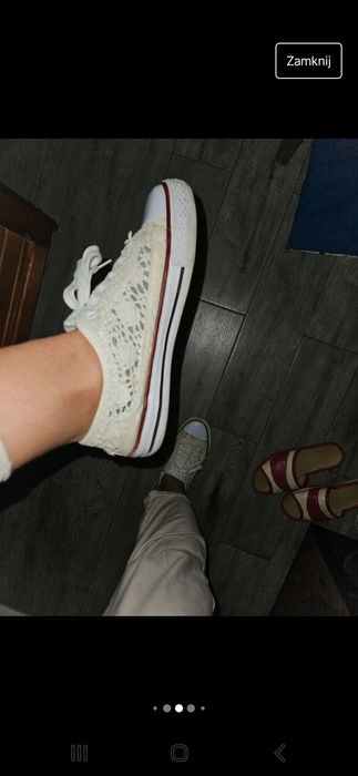 Trampki ekri z siatki