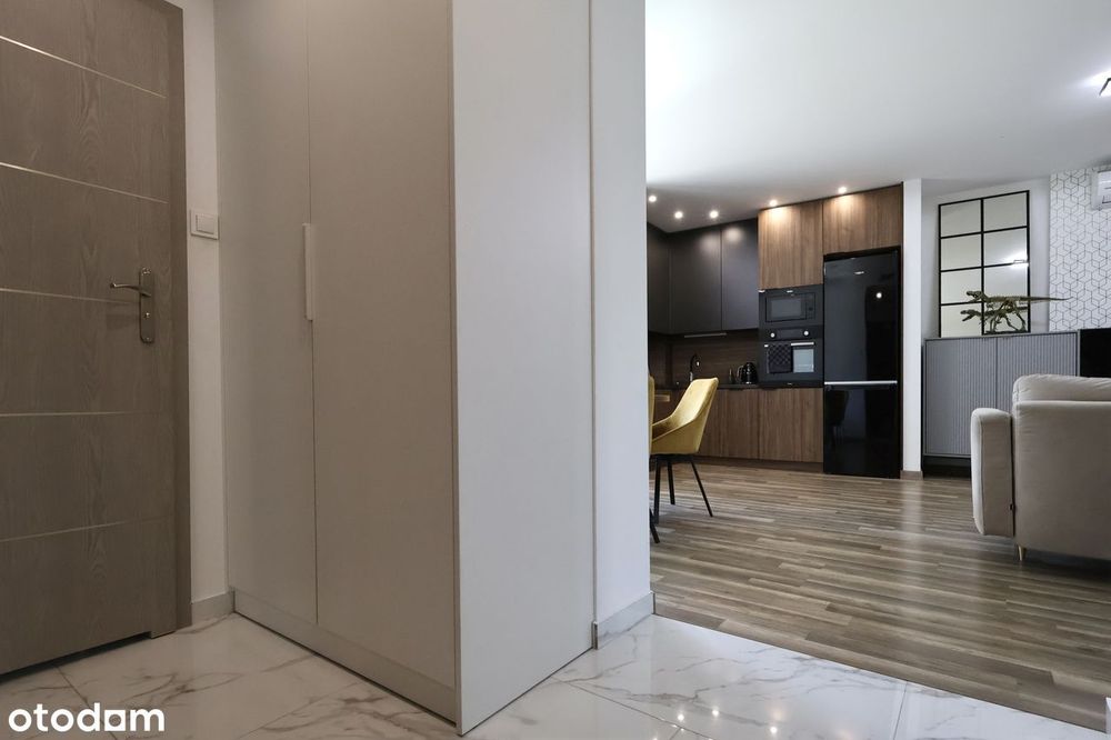 Komfortowy apartament z dwoma tarasami i widokiem na park – centrum