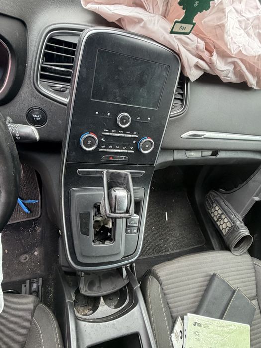 Renault Grand Scenic 1.5 dci / Automatica