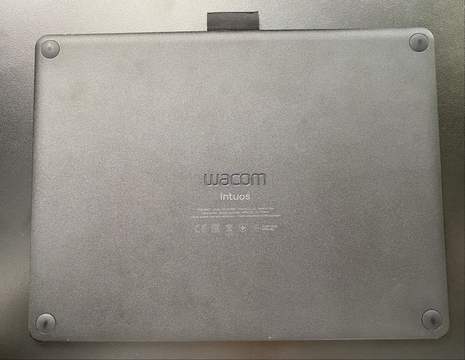Графічний планшет Wacom Intuos