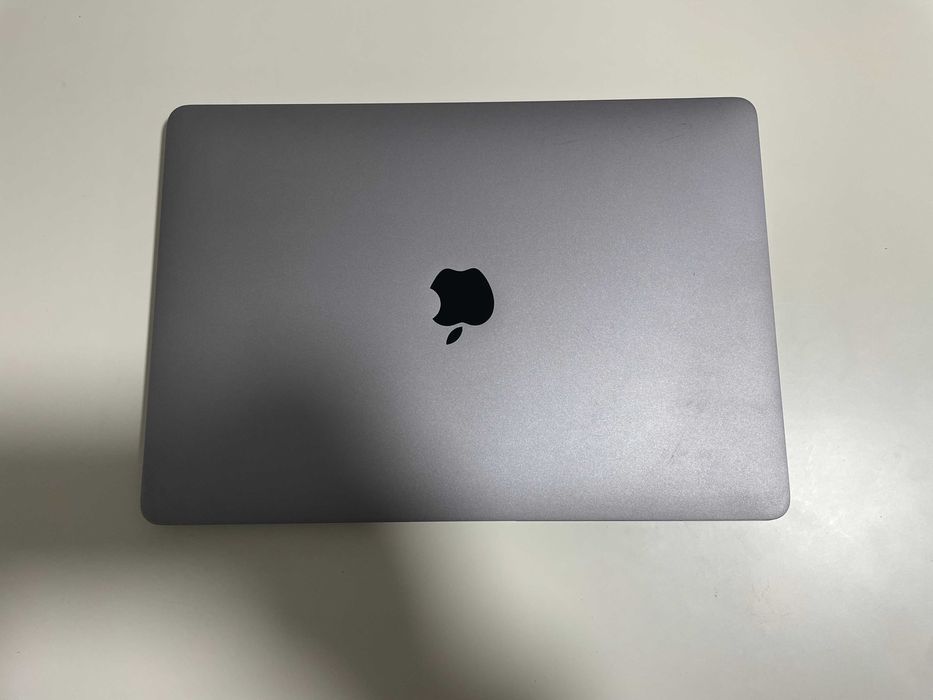 Ноутбук Apple MacBook Pro 13 (2019) A2159 i5/8gb/256gb