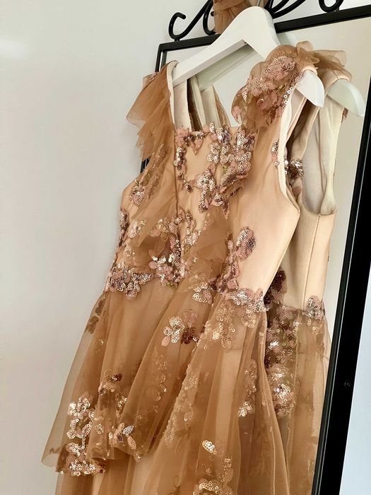 Vestido de luxo Gio Bespoke + acessór. + sabrinas (6-8 anos, 122-128)