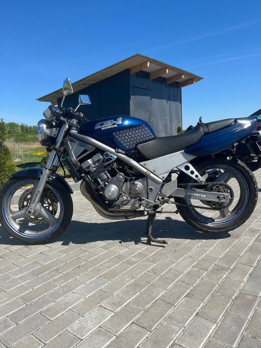 Мотоцикл Honda cb-1 400