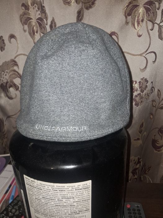 Шапка Under Armour Flees