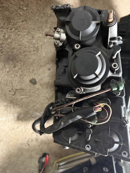 Дві фари volvo euro 4 підходить до euro 5