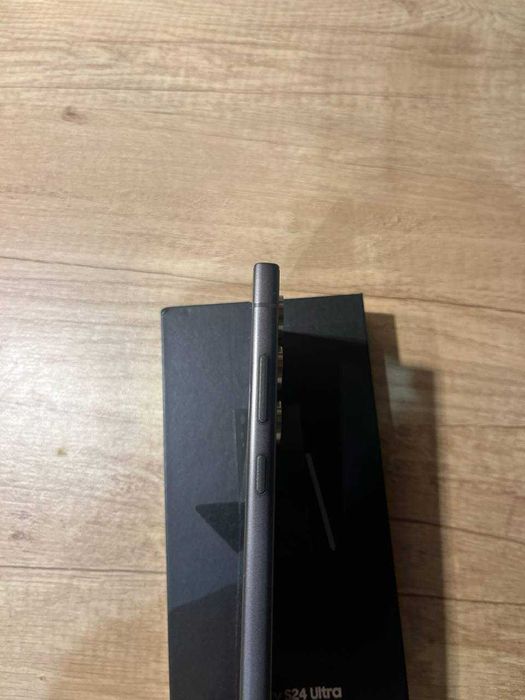 Samsung S24 ULTRA 512GB - Jak Nowy