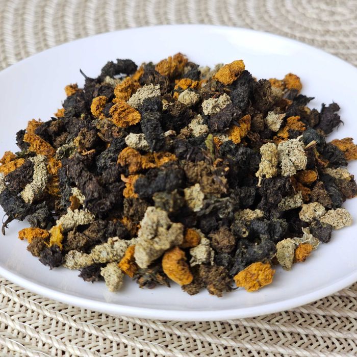 Тізан з молодих фруктових листів • ферментований трав'яний чай • 100г