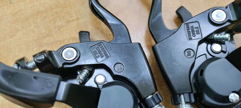 Манетки моноблоки Shimano ST-EF500 -7 3x7 скоростей с тросами