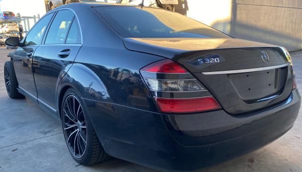 Para peças MERCEDES-BENZ Classe S (W221)