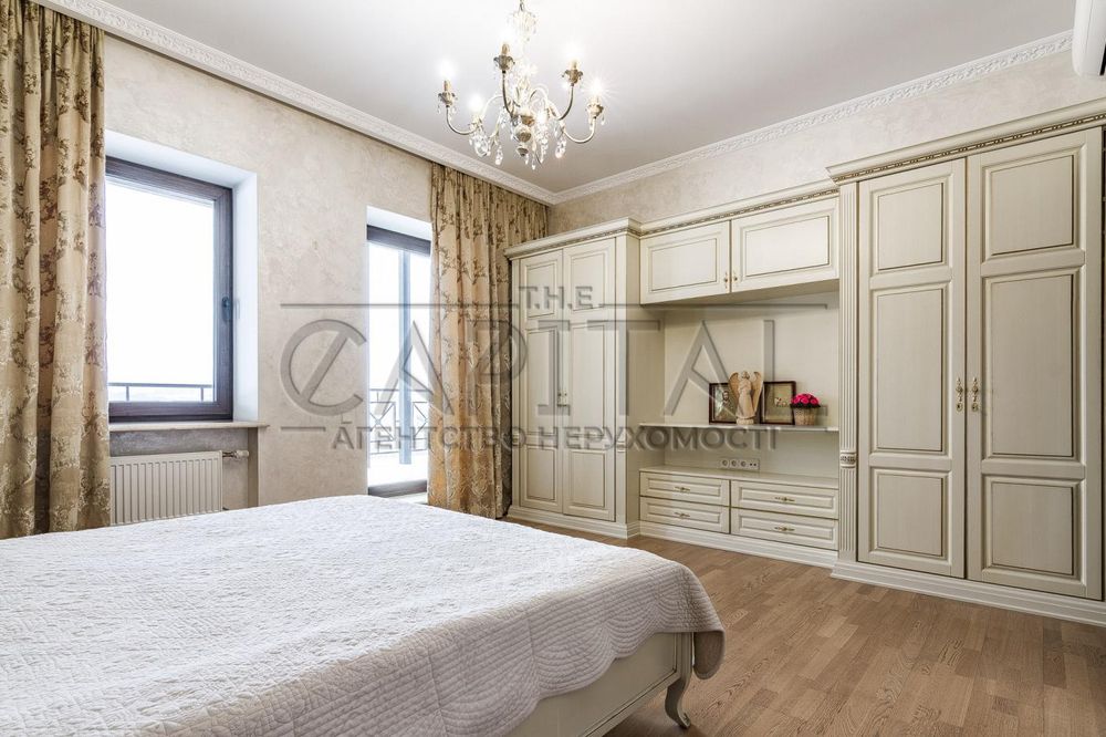 Продажа дома с бомбоубежищем, с. Хотов