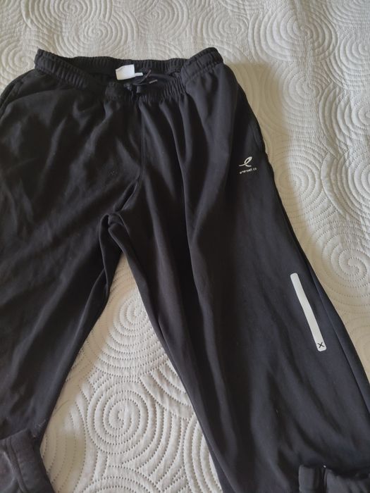 Spodnie męskie lub młodzieżowe