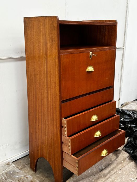 Móvel camiseiro vintage