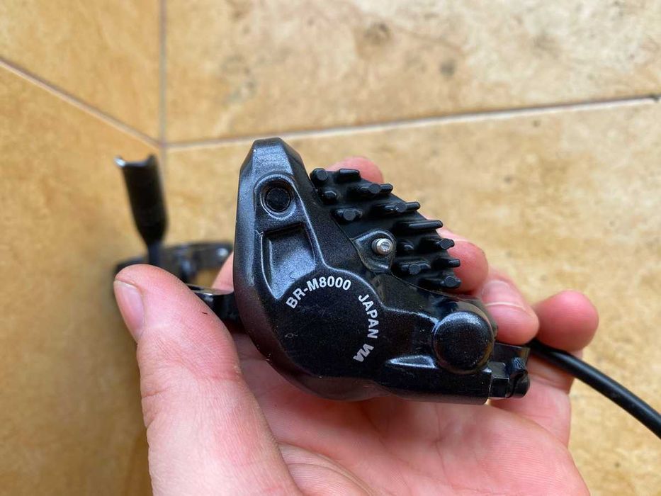 Тормоза, Гідравліка Shimano DEORE XT M-8120, 8000, 4 Поршневі GERMANY