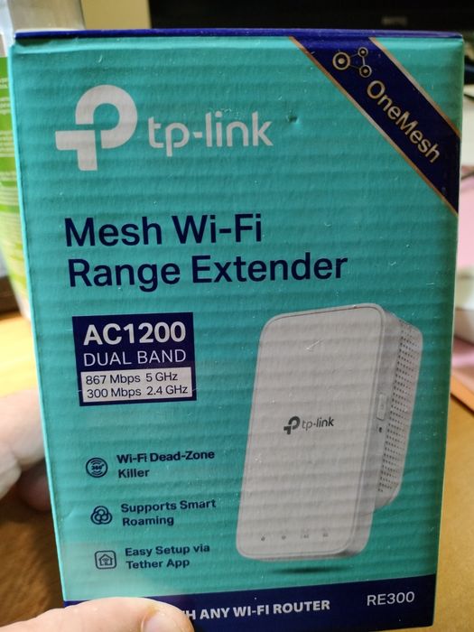 Mesh WiFi Range Extender
