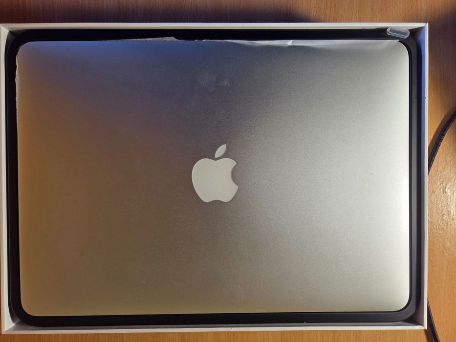 MacBook Pro 13" Retina A1502 (Early 2015) i5 / 8GB / 512GB SSD