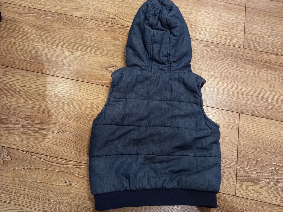 Bezrękawnik chlopiec rozm 74-80