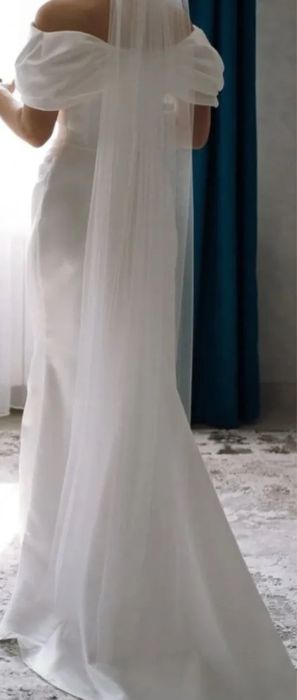 Весільна сукня,плаття рибка