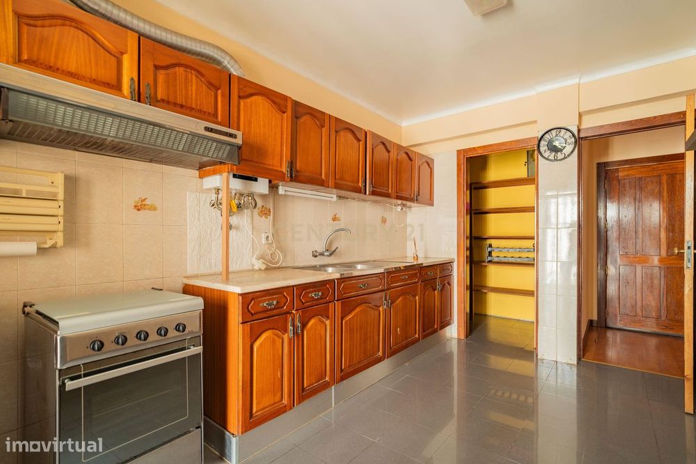 3-Bedroom Apartment with Unobstructed View | Avenida do Vidreiro | Marinha Grande