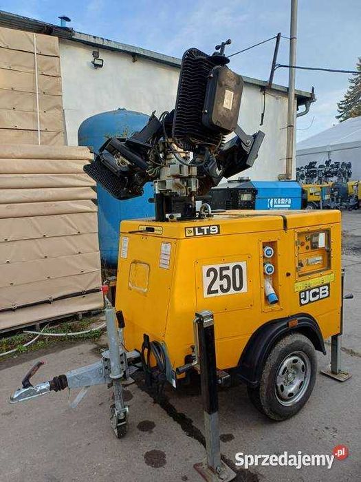 SPRZEDAŻ Hydrauliczny Maszt Oświetleniowy JCB LT9 LED