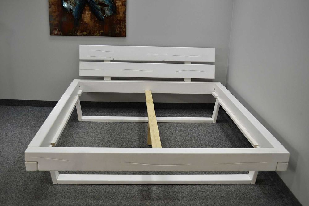 RAMA ŁÓŻKA 180x200 cm, drewniana sosnowa lakierowana, -66%