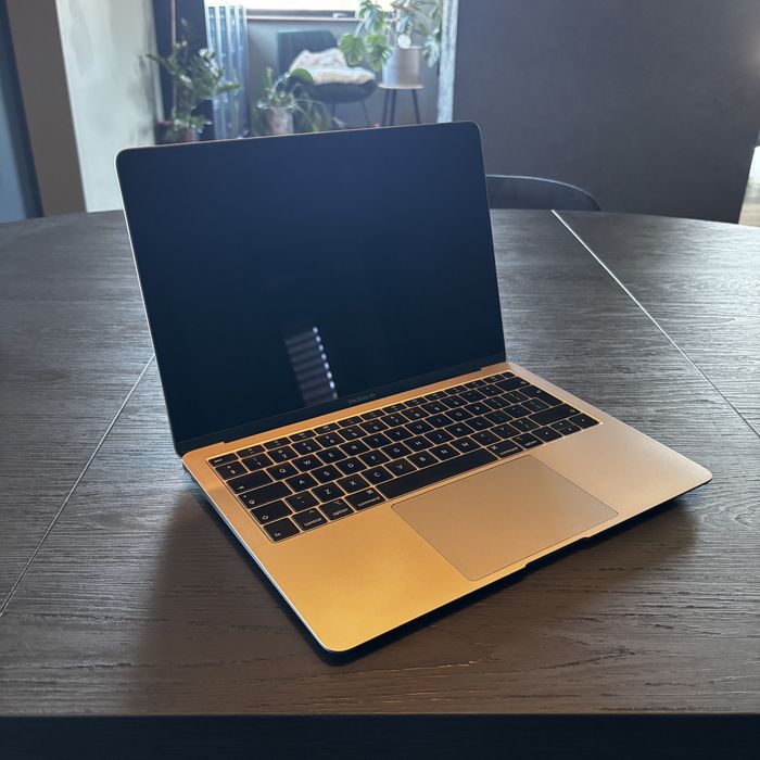 MacBook Air 2019 (A1932)
