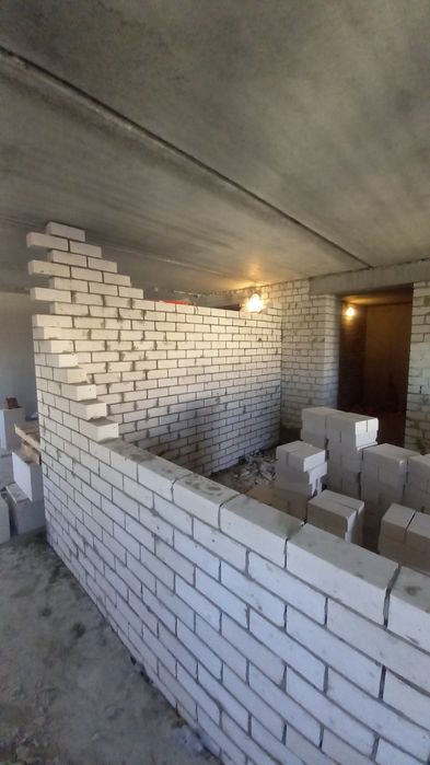 Кладка кирпича, газоблока, перегородки. Демонтаж