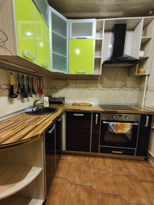 Сдам 2 комнатная квартира метро Алексеевская. Капремонт.