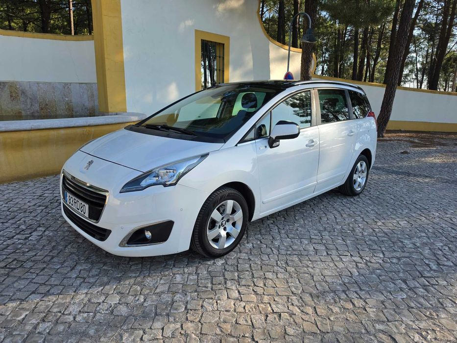 Peugeot 5008 Style 1.6HDI 120cv NACIONAL Automático 7 lugares