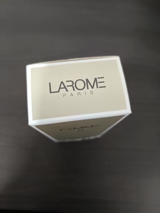 Larome Paris 8 EDP 100ml = Chanel N5