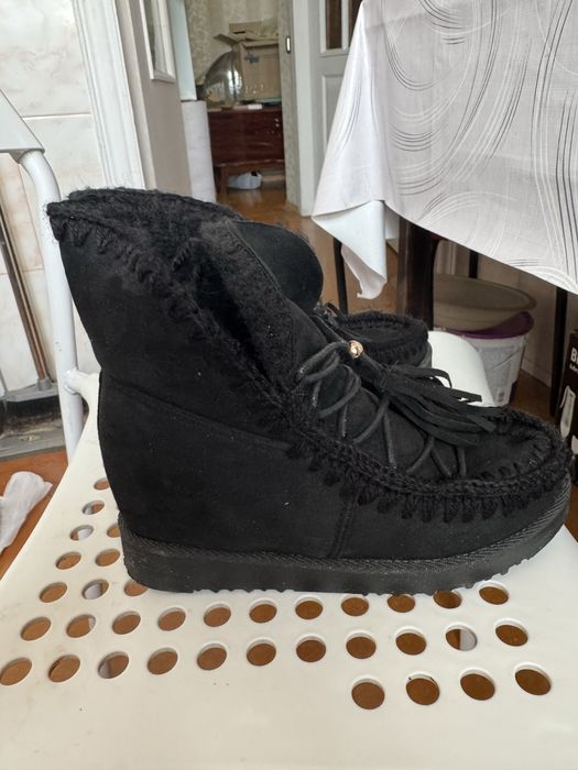 Ботинки зимние черные