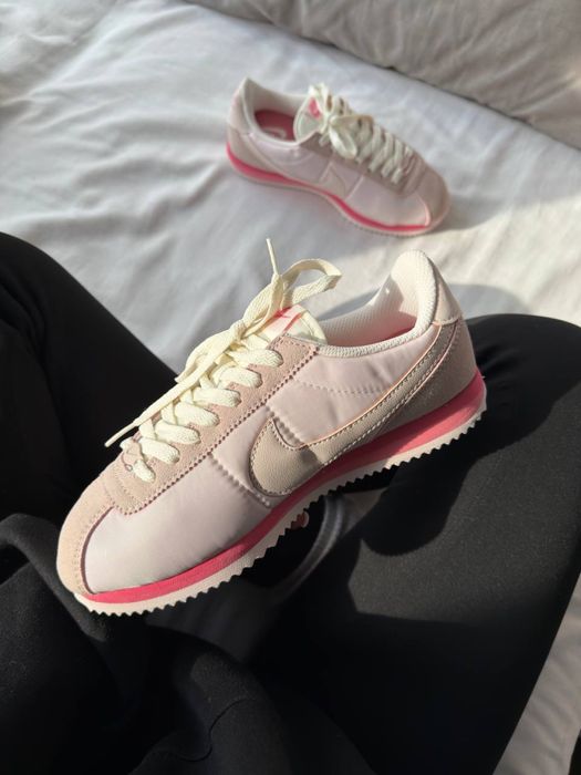 БЕЗКОШТОВНА ДОСТАВКА‼️Nike Cortez Light Soft Pink Coral(Рожеві),кортез
