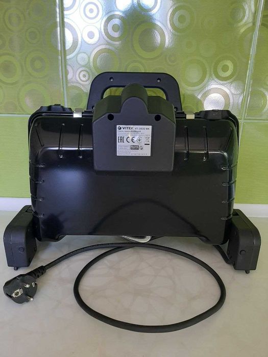 Електрогриль притискний Vitek VT-2632 BK