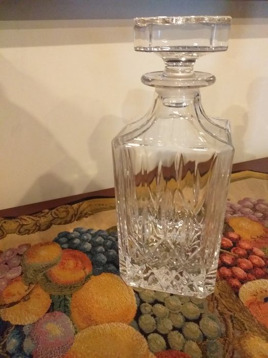 New Crystal Bottle436107629854074881