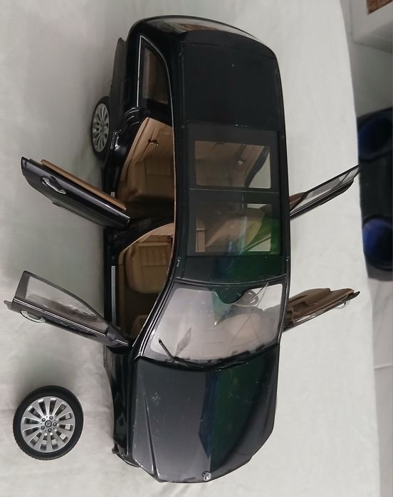 Carrinha Mercedes de Coleção para Restaurar ver todas Fotos