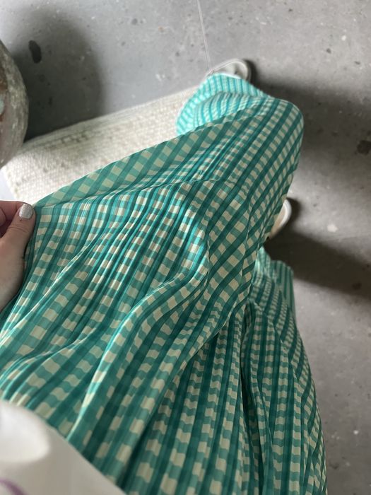Elastyczne materiałowe spodnie w kratkę vintage