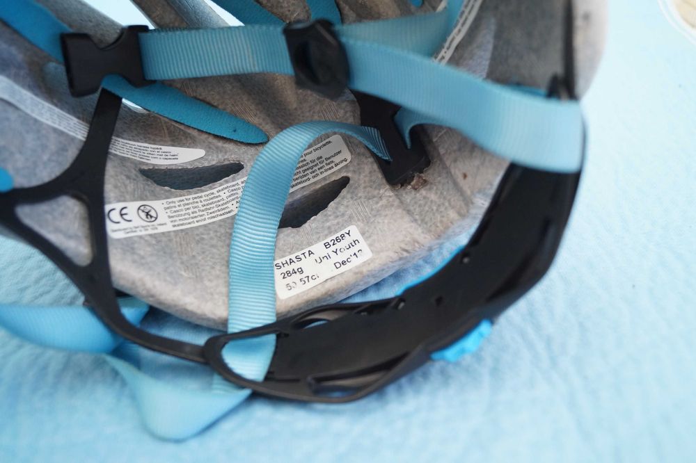 Велосипедный шлем Bell VELA. шлем защитный. Шлем велосипедный