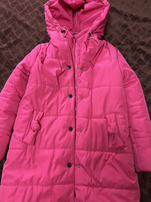 Пуховик малиновий