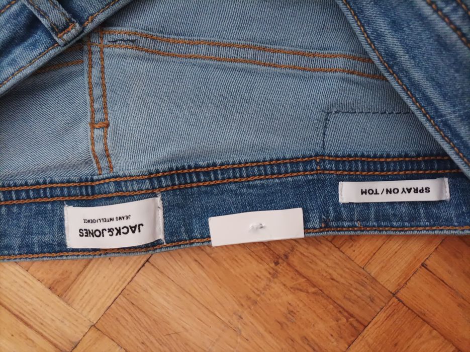 Spodnie jeansowe męskie Jack & Jones Tom