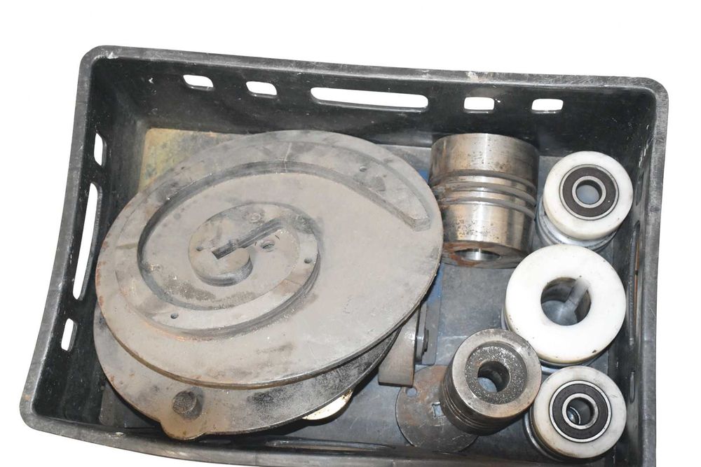 Mechaniczna walcarka / skręcarka / giętarka tralki 4W1 model TRB-150A