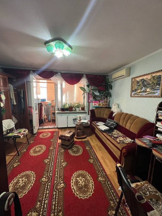 Продаж 2-кімнатної квартири,  вул. Рожева,5

 вул. Рожева, 5