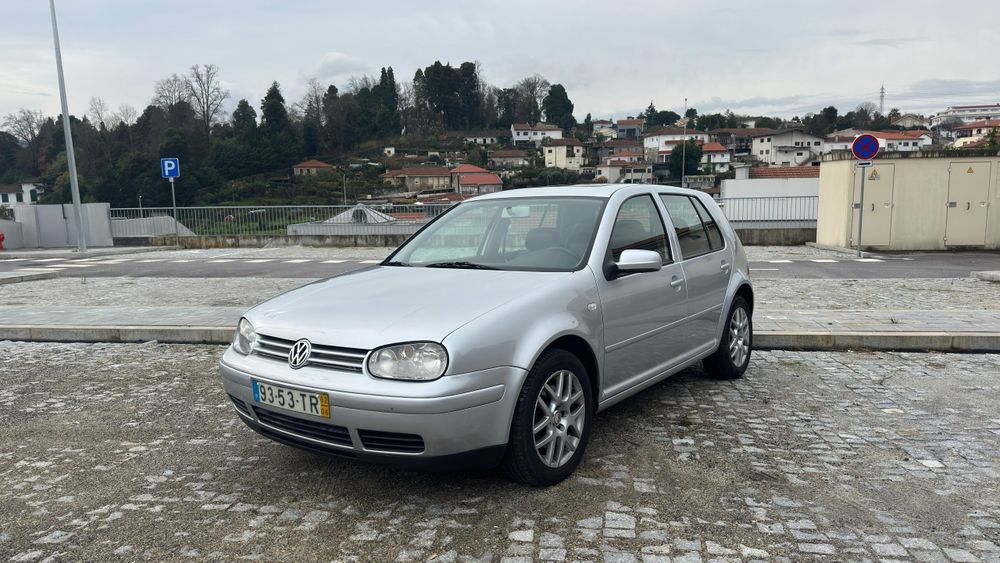 Vw golf 1.9 TDI 130Cv HIGHLINE Nacional teto de abrir Estofos em pele