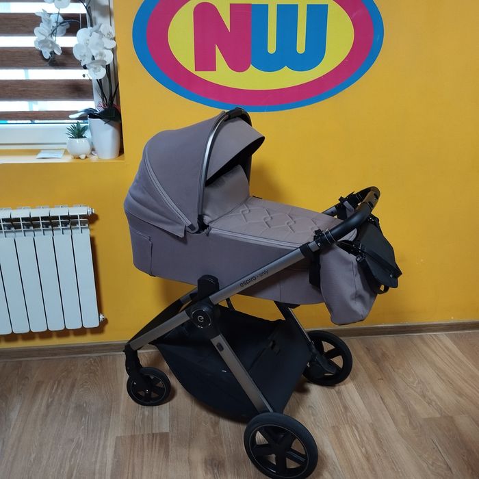 Espiro Only jak nowy używany 7 miesięcy fotelik maxi Cosi baza isofix