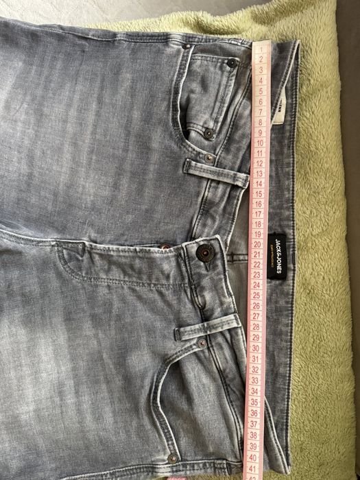 Чоловічі джинси Jack & Jones