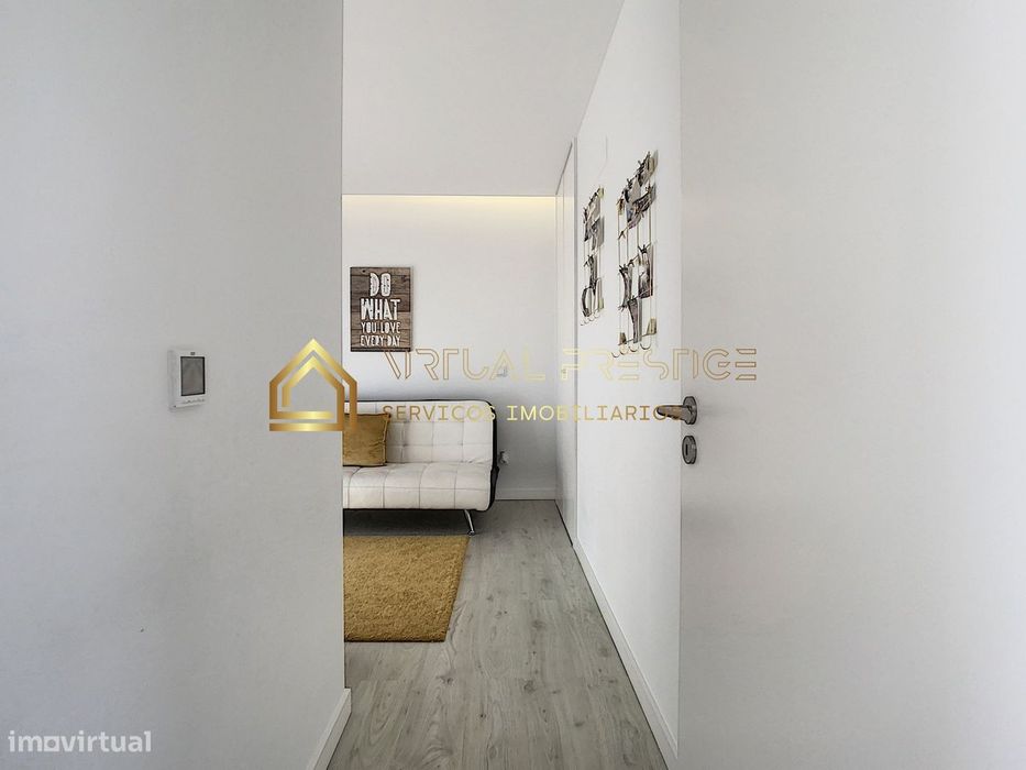 Arrenda Moradia T4 moderna mobilada com piscina aquecida e garagem...