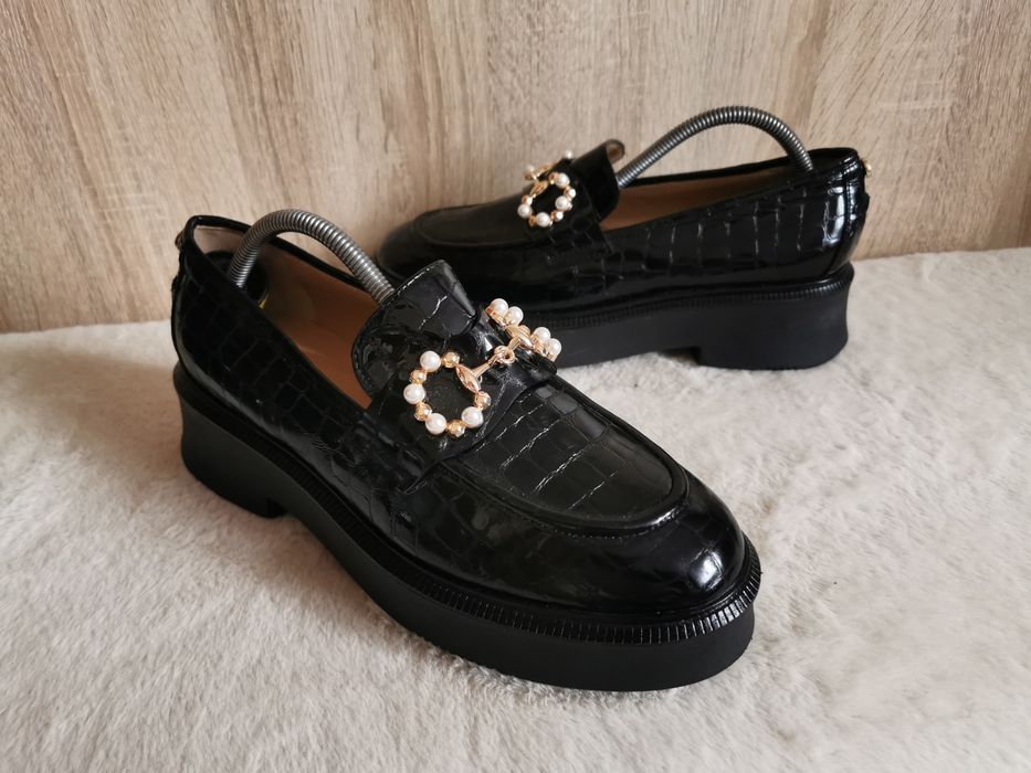 Russell & Bromley Showstomper Pearl Snaffle Chunky Loafer Mary Jane 40