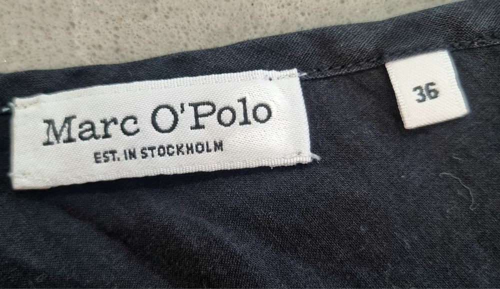 Сарафан на бретелях з тканини рамі