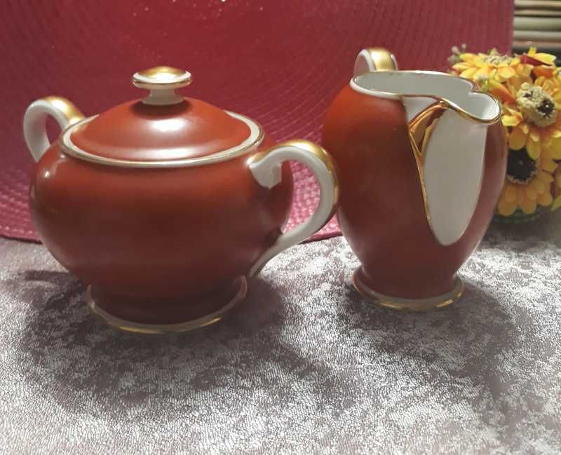 Cukiernica i mlecznik z porcelany