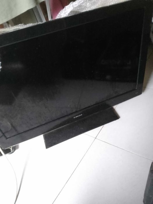 Televisão HDMI TV, Q-Media, 105 cm.
