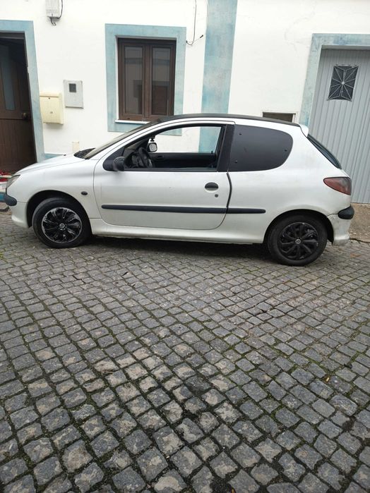 Troco por carro de cinco lugares Peugeot 206 1.6hdi